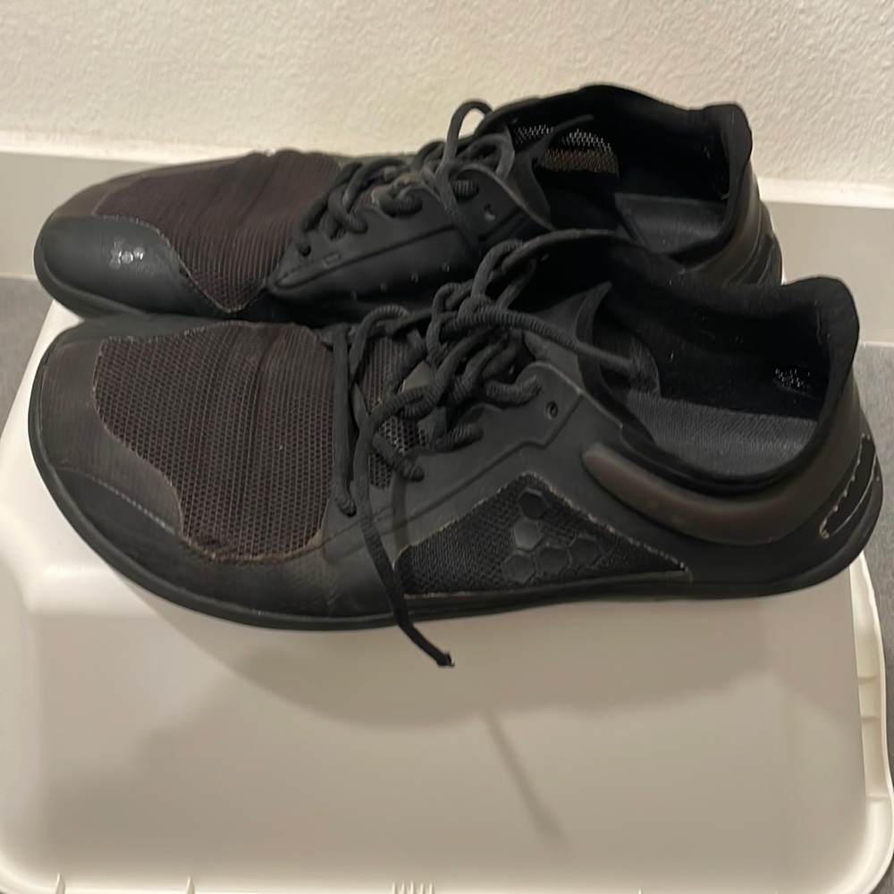 Women’s Vivobarefoot Primus lite III